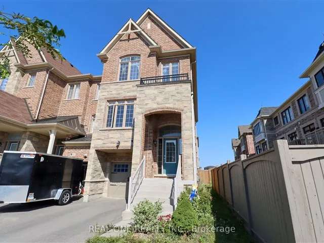 Townhouse For Rent in Vaughan, Ontario