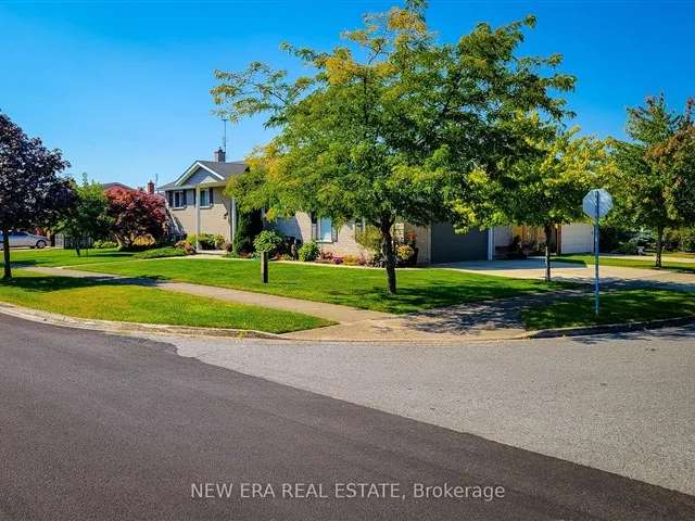 House For Sale in Niagara Falls, Ontario