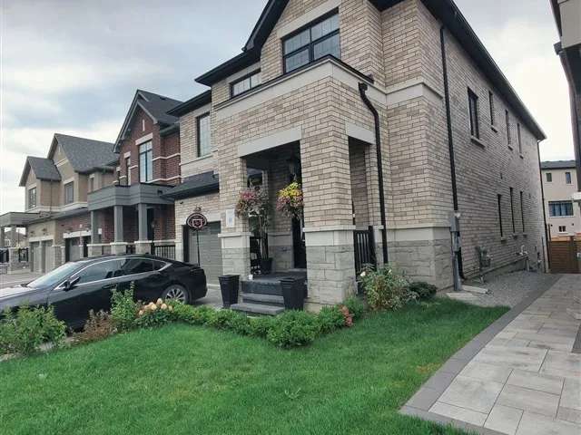 House For Rent in Vaughan, Ontario