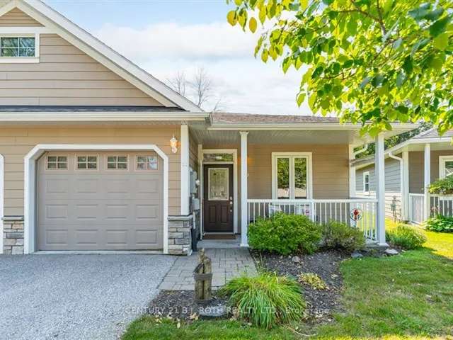 Townhouse For Sale in Severn, Ontario