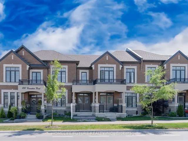 Townhouse For Sale in Whitby, Ontario