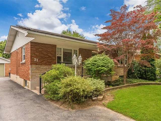 House For Sale in St. Catharines, Ontario