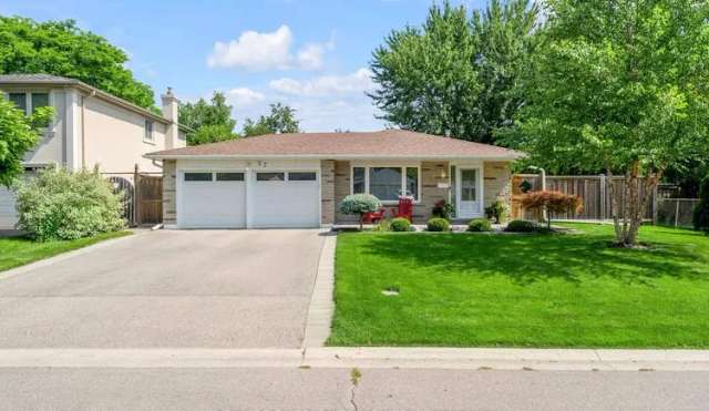 House For Sale in Brampton, Ontario