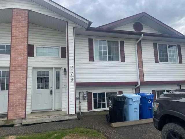 Townhouse For Sale in Fort McMurray, Alberta