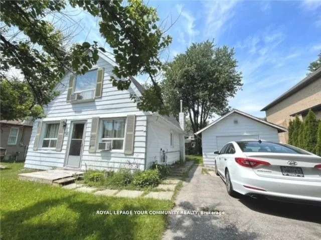 House For Sale in Richmond Hill, Ontario