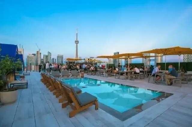 Luxury 2b 2b Downtown Toronto Condo