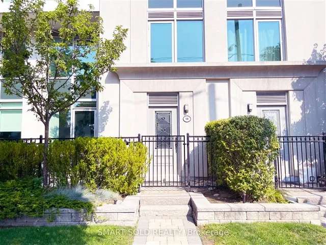 Townhouse For Rent in Toronto, Ontario