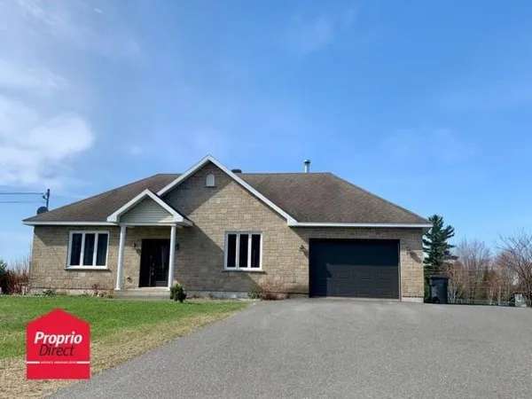 Bungalow for sale (Centre-du-Québec) #QK989