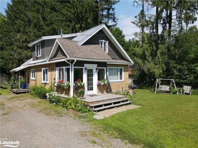 House For Sale in Huntsville, Ontario