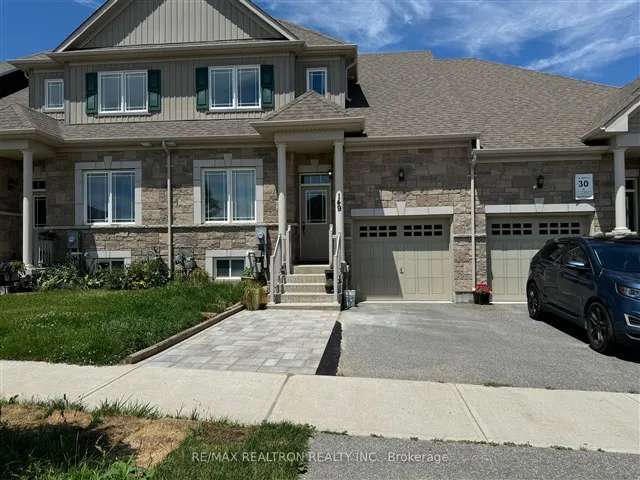 Townhouse For Sale in Orillia, Ontario