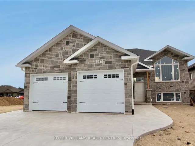 House For Sale in Regina, Saskatchewan