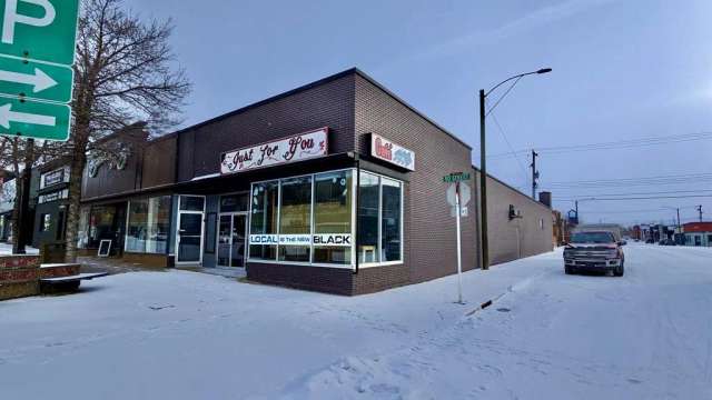 Retail For Rent in City of Cold Lake, Alberta