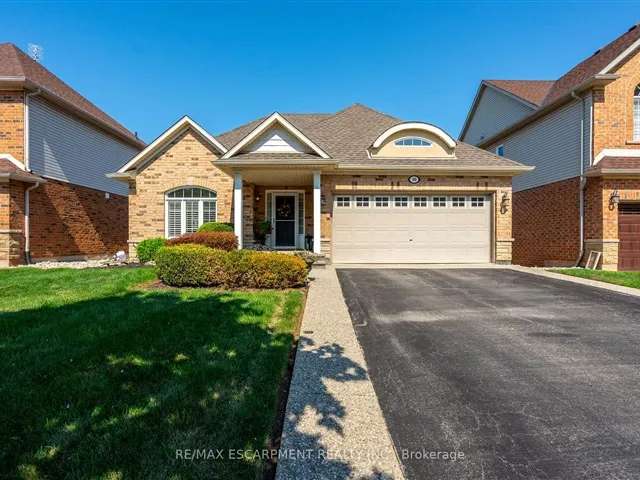 House For Sale in Grimsby, Ontario