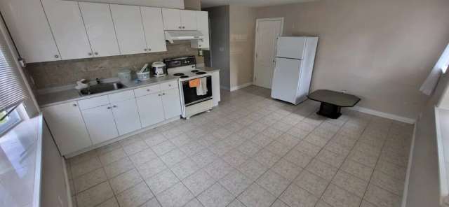 House For Rent in Burnaby, British Columbia