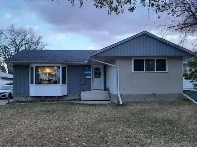 15929 93A Avenue Northwest -  in Edmonton