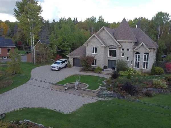 Two or more storey for sale (Saguenay/Lac-Saint-Jean) #QR392