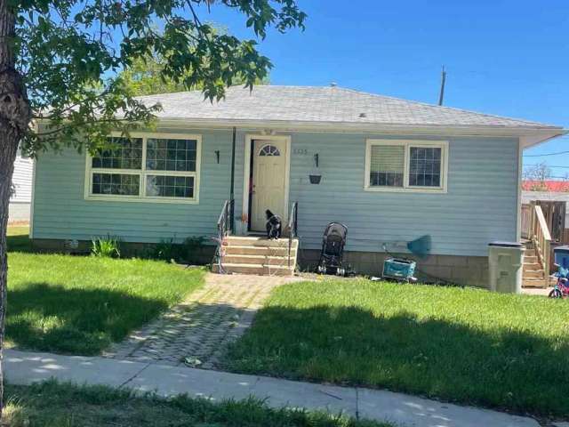 House For Sale in City of Lloydminster, Alberta