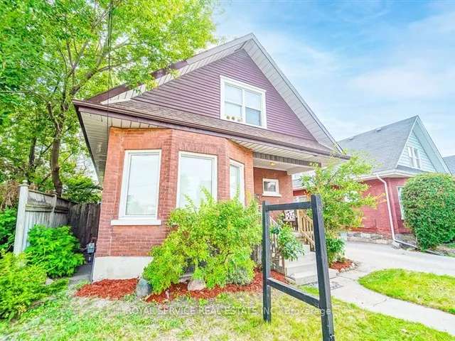 House For Sale in Oshawa, Ontario