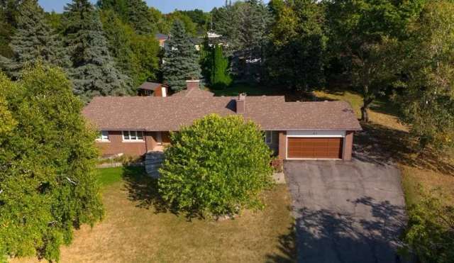 House For Sale in King, Ontario