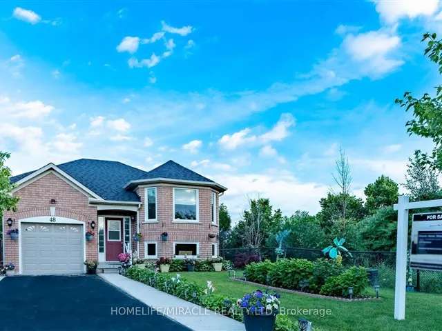 House For Sale in Brampton, Ontario