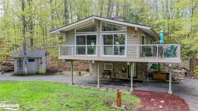 House For Sale in Huntsville, Ontario