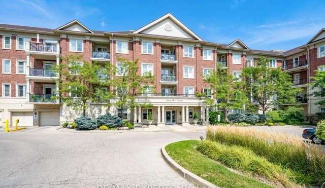 Condo For Sale in Vaughan, Ontario