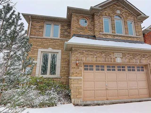 House For Rent in Oakville, Ontario