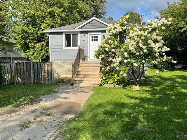 House For Sale in Georgina, Ontario