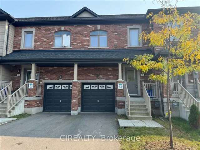 Townhouse For Rent in Barrie, Ontario