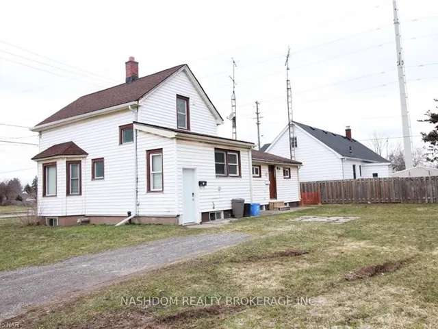 Duplex For Sale in Niagara Falls, Ontario