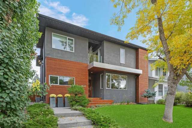 House For Sale in Calgary, Alberta