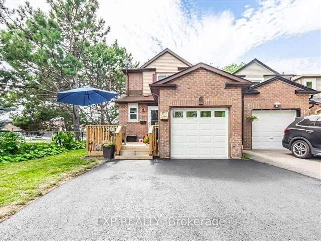 House For Sale in Whitby, Ontario