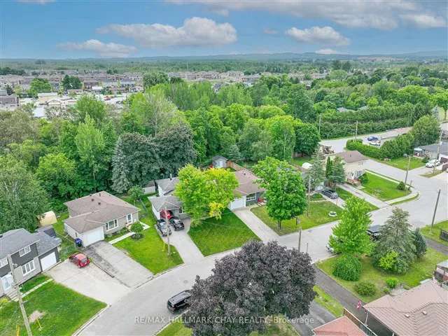 House For Sale in Clearview, Ontario