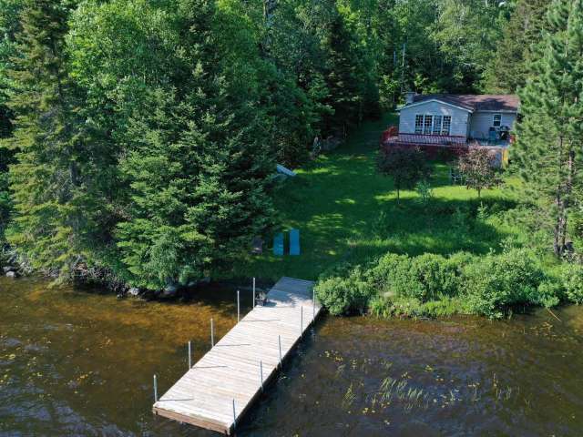 Bungalow For Sale in Quebec, Quebec