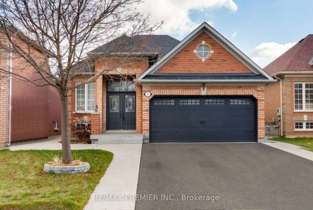 House For Sale in Brampton, Ontario