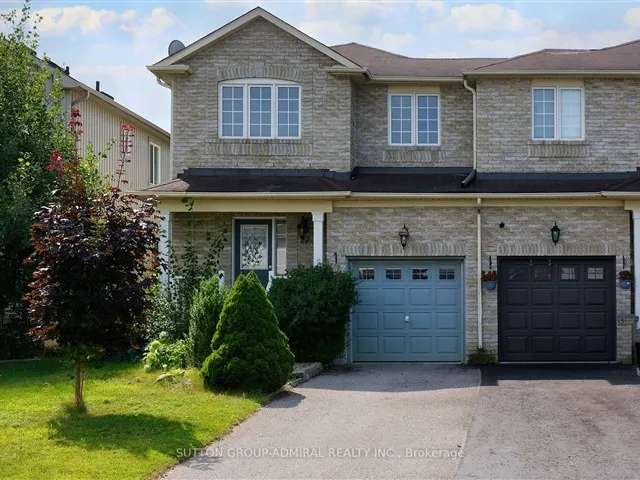 Townhouse For Sale in Essa, Ontario