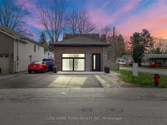 House For Sale in Niagara Falls, Ontario