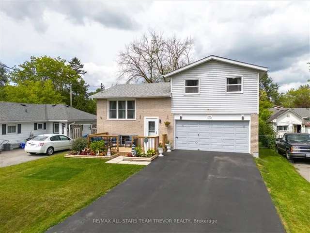 House For Sale in Georgina, Ontario