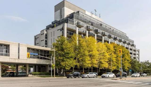 Condo For Sale in Toronto, Ontario