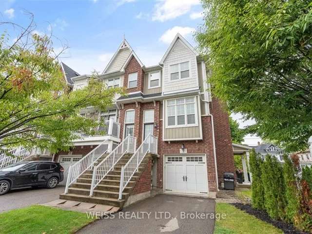 Townhouse For Sale in St. Catharines, Ontario