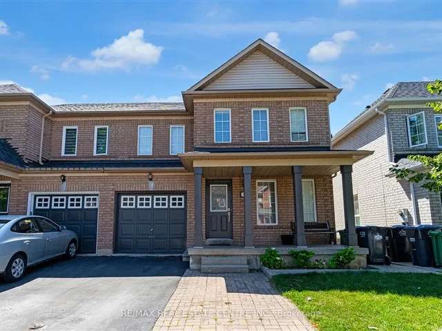 House For Sale in Brampton, Ontario