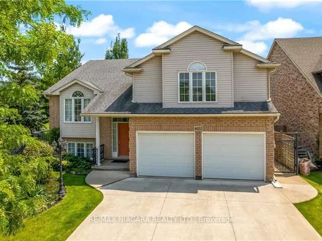 House For Sale in Niagara Falls, Ontario