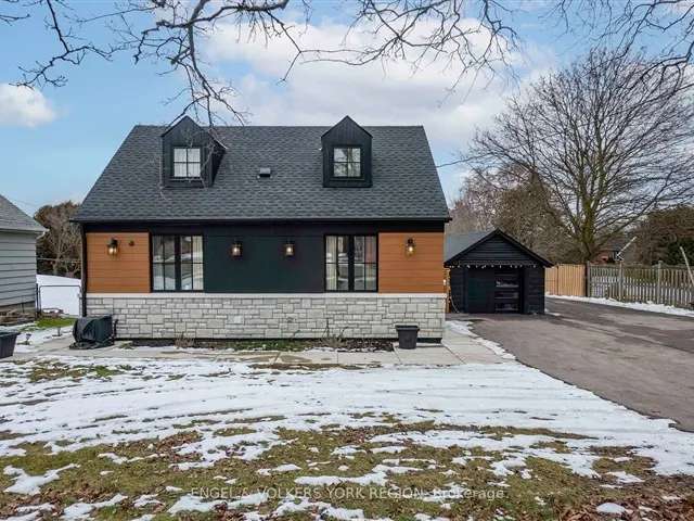 House For Sale in King, Ontario