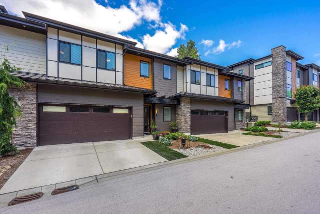 A $899,000.00 Townhouse with 4 bedrooms in Mission BC, Mission