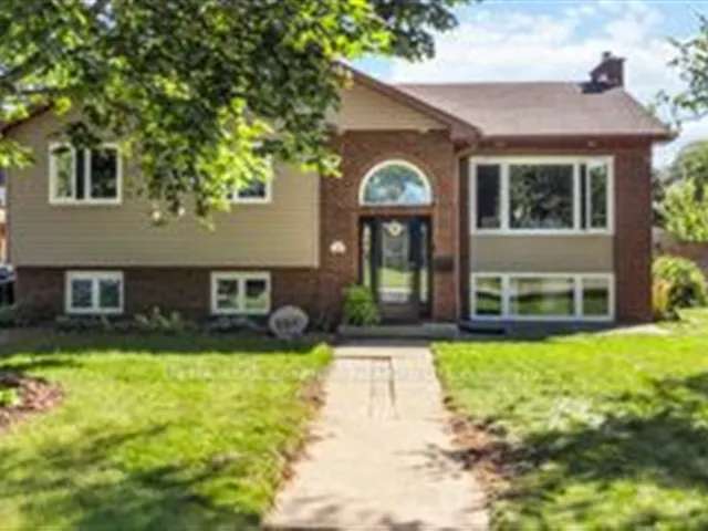 House For Sale in Regina, Saskatchewan