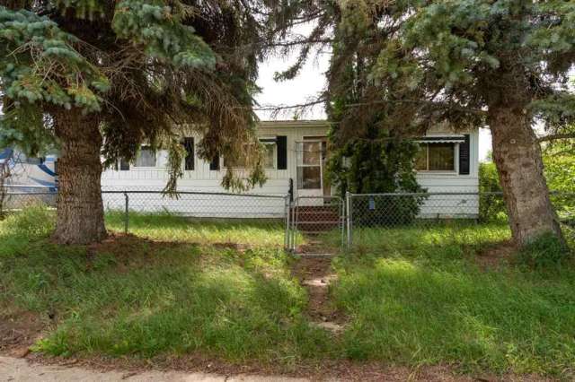 House For Sale in City of Lloydminster, Alberta