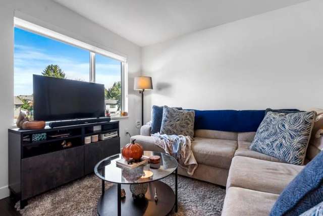 Condo For Sale in Mission, British Columbia