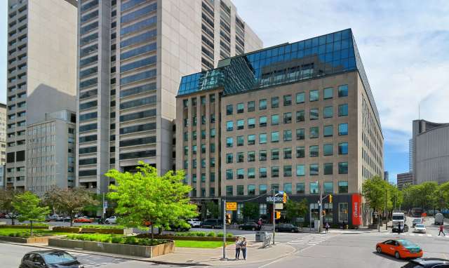 Office building For Rent in Toronto, Ontario