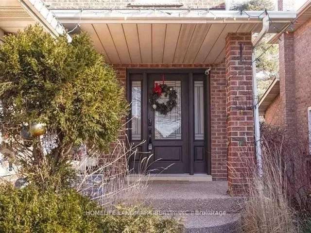 House For Rent in Oakville, Ontario