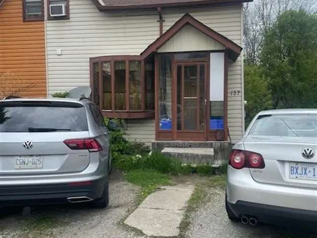 House For Sale in Vaughan, Ontario